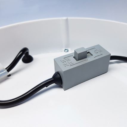 LED Stropné svietidlo LED/18W/230V 3000/4000/6000K 22,5x22,5 cm biela