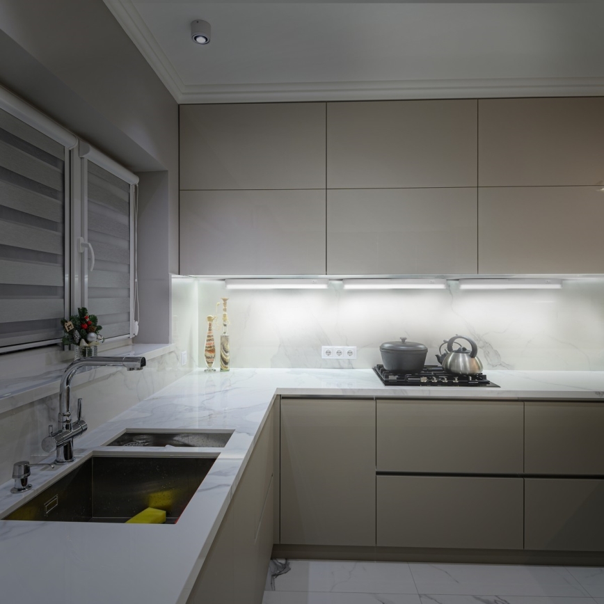 LED svietidlo pod linku LED/4W/230V 4100K 28 cm