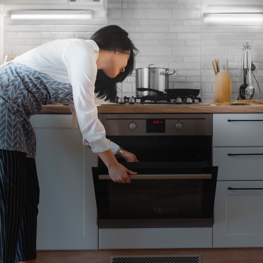 LED svietidlo pod linku LED/4W/230V 4100K 28 cm