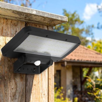 LED solárny reflektor so senzorom LED/5W/3,7V 1500 mAh IP54