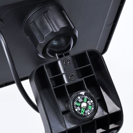 LED Solárny reflektor so senzorom pohybu LED/11W/3,7V 4400mAh 3000K/4000K/6500K IP54