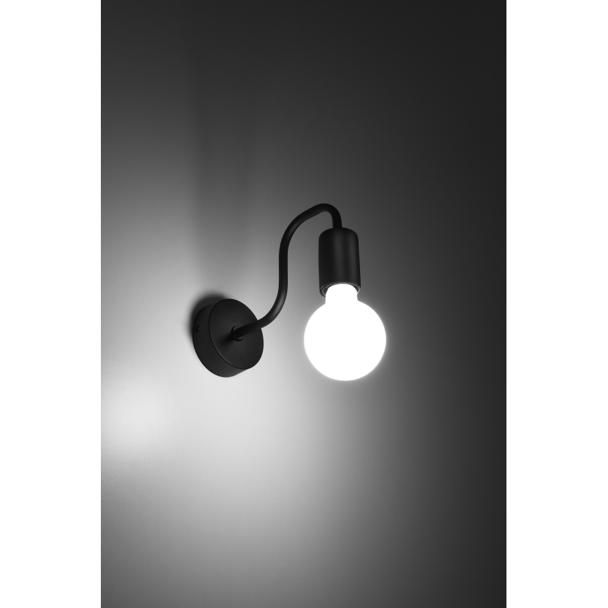 Nástenná lampa VECTOR 1xE27/15W/230V čierna