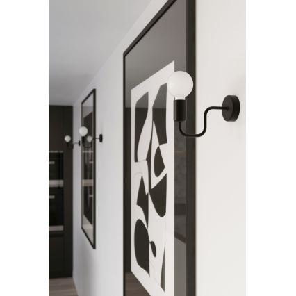 Nástenná lampa VECTOR 1xE27/15W/230V čierna