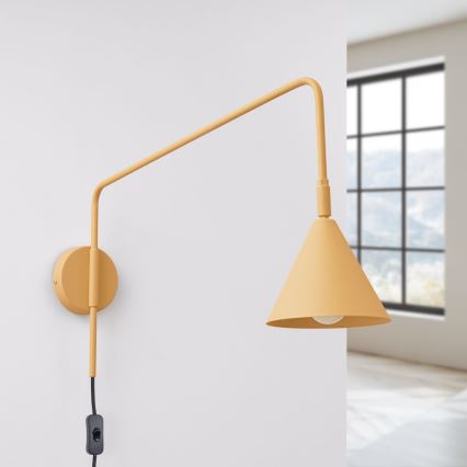Nástenná lampa NOX 1xE14/10W/230V zlatá