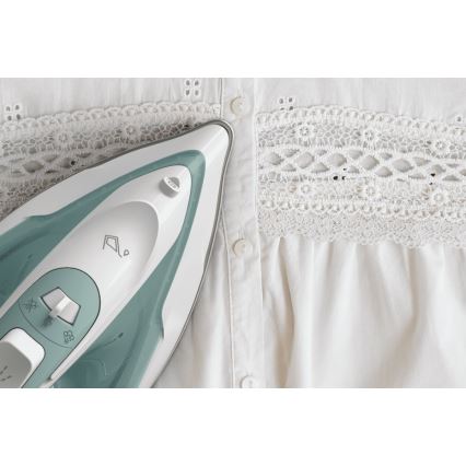 Tefal - Naparovacia žehlička VIRTUO 2000W/230V zelená