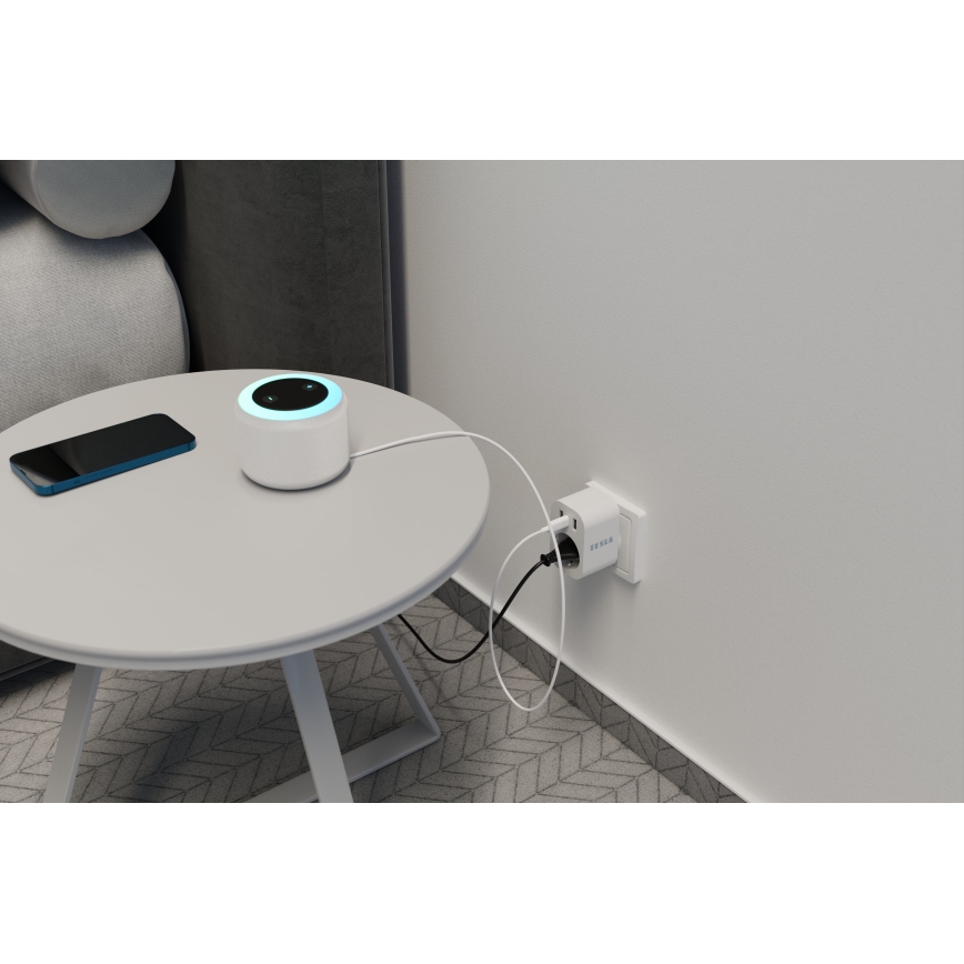 TESLA Smart - Inteligentná zásuvka 3680W/230V/16A Typ F/E 2xUSB-A + 1xUSB-C Wi-Fi