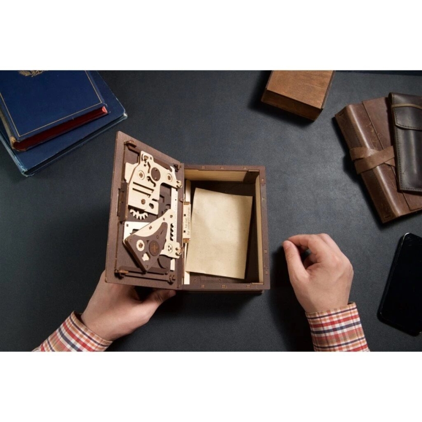 Ugears - 3D drevené mechanické puzzle Kniha tajomstiev