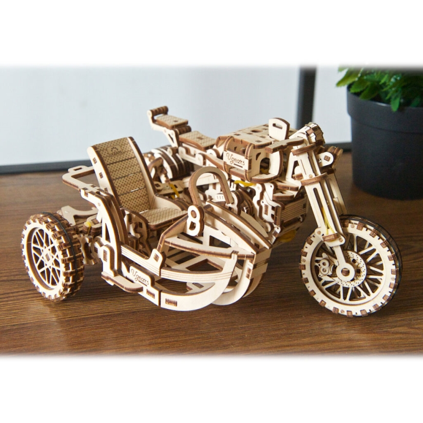 Ugears - 3D drevenené mechanické puzzle Motorka scrambler s vozíkom