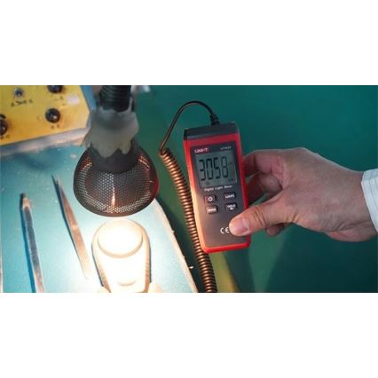 Uni-T UT383S - Luxmeter 3xAAA