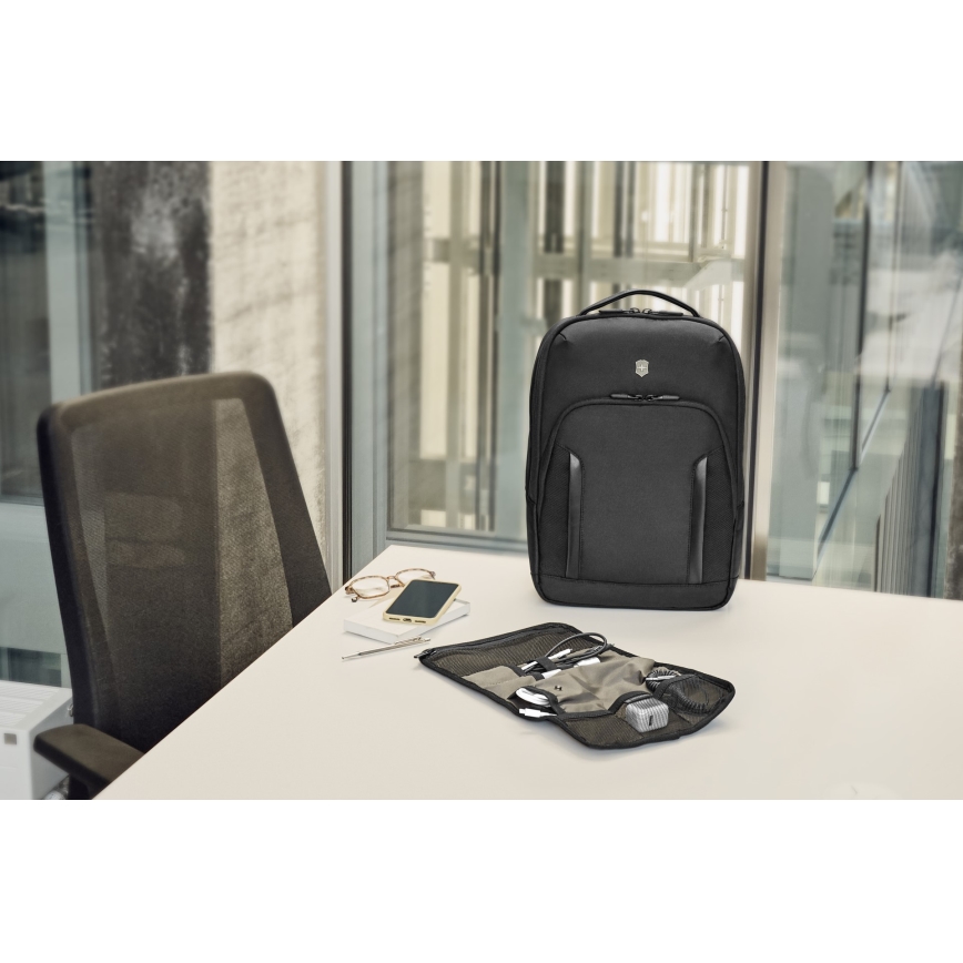 Victorinox - Batoh na notebook 14" Altmont Professional City 14 l čierna