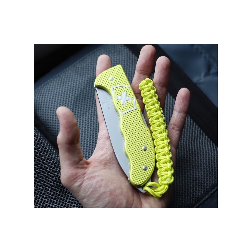 Victorinox - Zatvárací nôž s poistkou Alox Limited edition 13,6 cm zelená