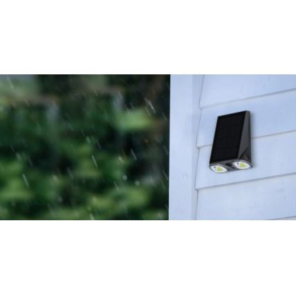 Viking - stmievateľné solárne nástenné svietidlo so senzorom LED/1,3W/3,7V IP44 4000K 2000 mAh