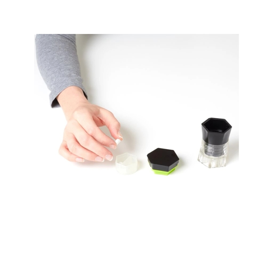 Vitility - Dávkovač a krájač piluliek 5v1 čierny