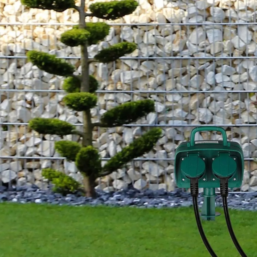 Vonkajší zásuvkový stĺpik SCHUKO 4Z 230V IP44
