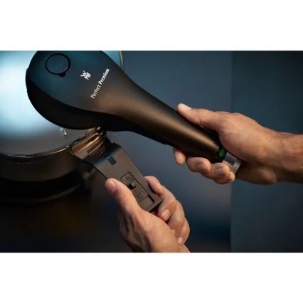 WMF - tlakový hrniec 4,5 l PERFECT PREMIUM nerezová oceľ