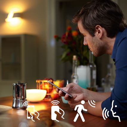 Základná sada Philips Hue STARTER KIT WHITE 3xE27/9W 2700K + zariadenie k prepojeniu