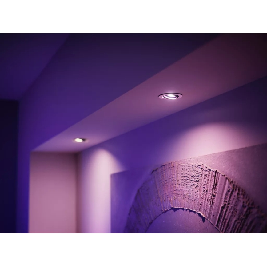 Štartovacia sada Philips Hue WHITE AND COLOR AMBIANCE 3xGU10/4,2W/230V 2200-6500K + Hue bridge