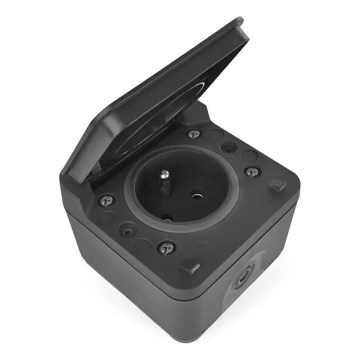 Zásuvka do vlhkého prostredia IP55