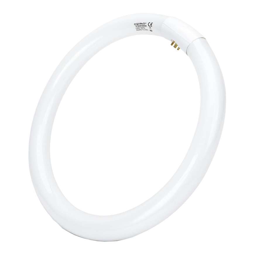 Kruhová žiarivka je zobrazená na bielom pozadí. Na jej konci je viditeľné označenie: OGOSBOR 18 W 6500K 220-240V 50HZ N04611104.