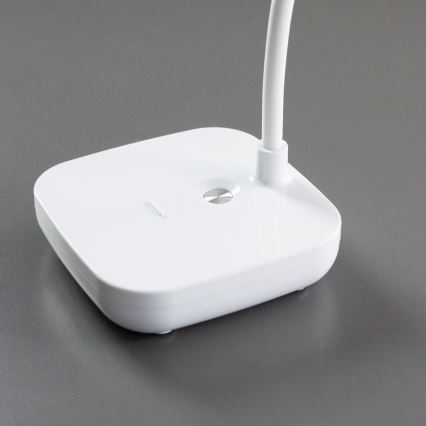 Zuma Line - LED Nabíjacia stolná lampa LED/7W/1200 mAh 3000/4500/6000K CRI 90 biela