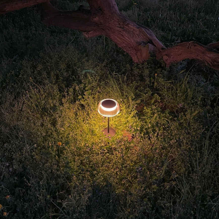 Zuma Line - LED Stmievateľná solárna nabíjacia stolná lampa LED/2,5W/2000 mAh IP44 čierna