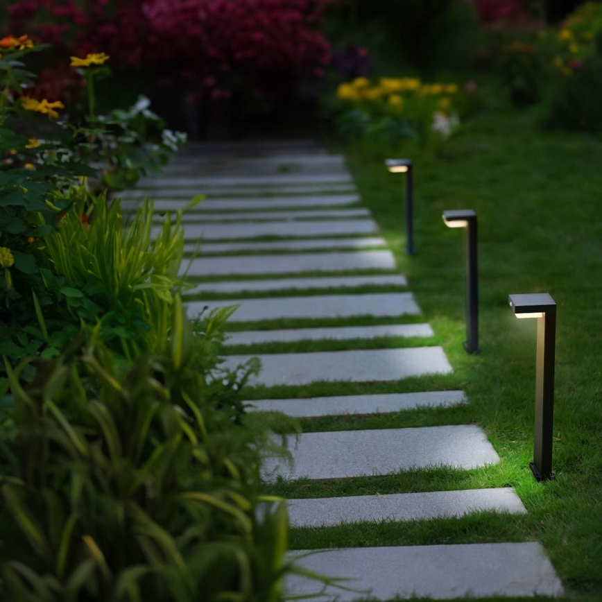 Zuma Line - LED Solárna lampa so senzorom pohybu a súmraku LED/4,5W/2000 mAh IP44 čierna